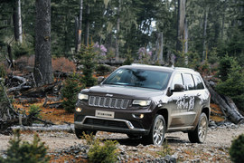 2014款Jeep大切诺基试驾实拍