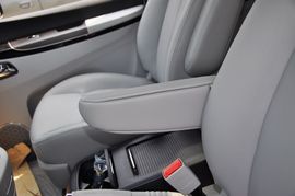 2013款江淮瑞风M5
