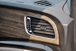 2013款江淮瑞风M5