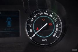 2013款江淮瑞风M5