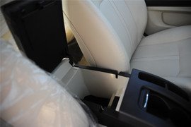 2013款比亚迪思锐1.5TID旗舰型到店实拍