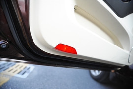 2013款比亚迪思锐1.5TID旗舰型到店实拍