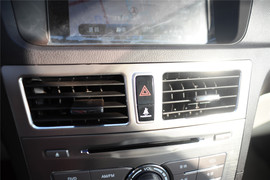 2013款比亚迪思锐1.5TID旗舰型到店实拍