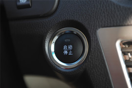 2013款比亚迪思锐1.5TID旗舰型到店实拍