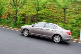 力帆720试驾实拍