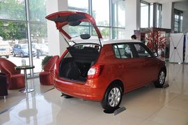 2012款斯柯达晶锐1.4L手动晶灵版