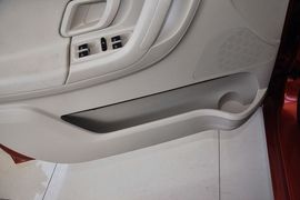 2012款斯柯达晶锐1.4L手动晶灵版
