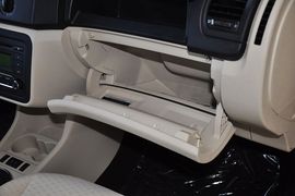 2012款斯柯达晶锐1.4L手动晶灵版
