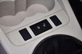 2012款斯柯达晶锐1.4L手动晶灵版