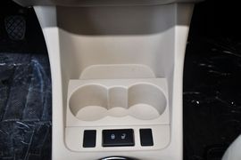 2012款斯柯达晶锐1.4L手动晶灵版