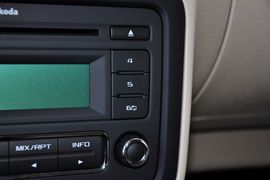 2012款斯柯达晶锐1.4L手动晶灵版