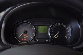 2012款斯柯达晶锐1.4L手动晶灵版