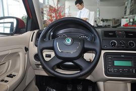 2012款斯柯达晶锐1.4L手动晶灵版