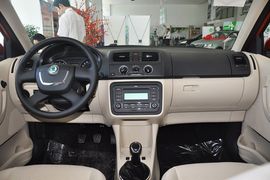 2012款斯柯达晶锐1.4L手动晶灵版