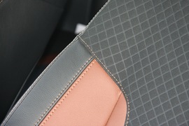 试驾2013款福特新嘉年华两厢1.5L自动劲动型
