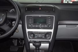 2013款斯柯达明锐1.8TSI