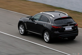 2009款英菲尼迪FX50动态