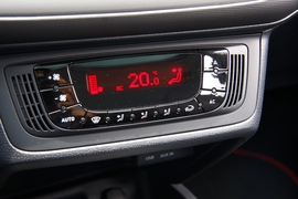 西亚特伊比飒1.4TSI旅行版试驾