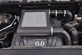 2013款华泰宝利格1.8T自动智尊版