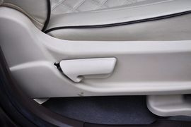 2013款华泰宝利格1.8T自动智尊版