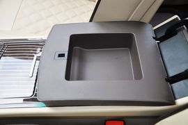 2013款华泰宝利格1.8T自动智尊版