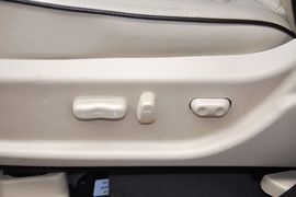 2013款华泰宝利格1.8T自动智尊版