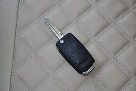 2013款华泰宝利格1.8T自动智尊版