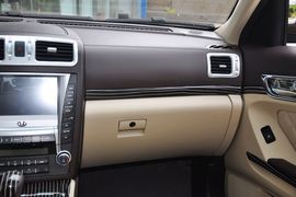 2013款华泰宝利格1.8T自动智尊版