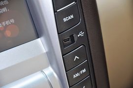 2013款华泰宝利格1.8T自动智尊版