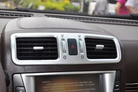 2013款华泰宝利格1.8T自动智尊版