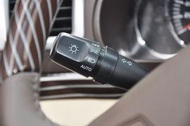 2013款华泰宝利格1.8T自动智尊版