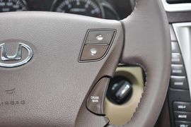 2013款华泰宝利格1.8T自动智尊版