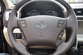 2013款华泰宝利格1.8T自动智尊版