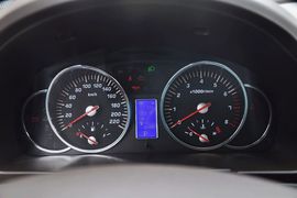 2013款华泰宝利格1.8T自动智尊版