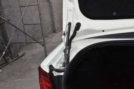 2013款北京绅宝2.3T豪华版