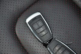 2013款北京绅宝2.3T豪华版