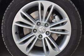 2013款北京绅宝2.3T豪华版