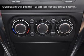 2013款长安铃木天语SX4酷锐版到店实拍图解