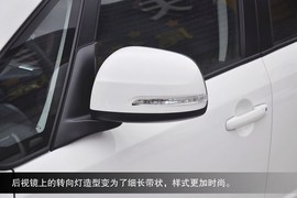 2013款长安铃木天语SX4酷锐版到店实拍图解