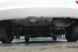 北京汽车E系列三厢版到店实拍