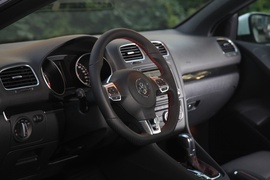 2013款高尔夫GTI敞篷版试驾