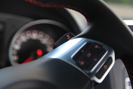 2013款高尔夫GTI敞篷版试驾