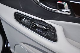 2013款红旗H7