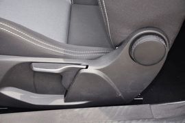 2013款福特嘉年华ST