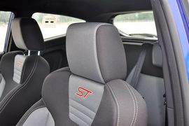 2013款福特嘉年华ST