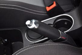 2013款福特嘉年华ST