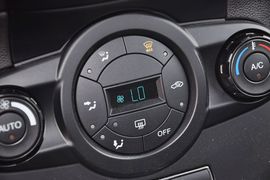 2013款福特嘉年华ST