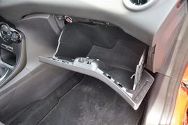 2013款福特嘉年华ST