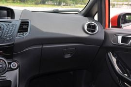 2013款福特嘉年华ST