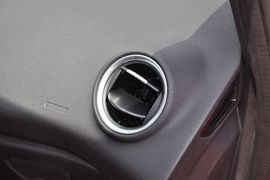 2013款福特嘉年华ST